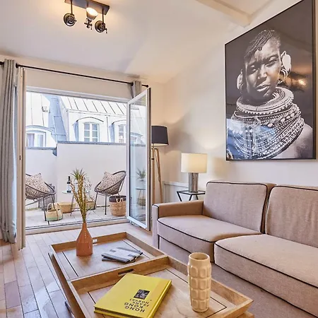 Charming Center Of With Terrace * Paris